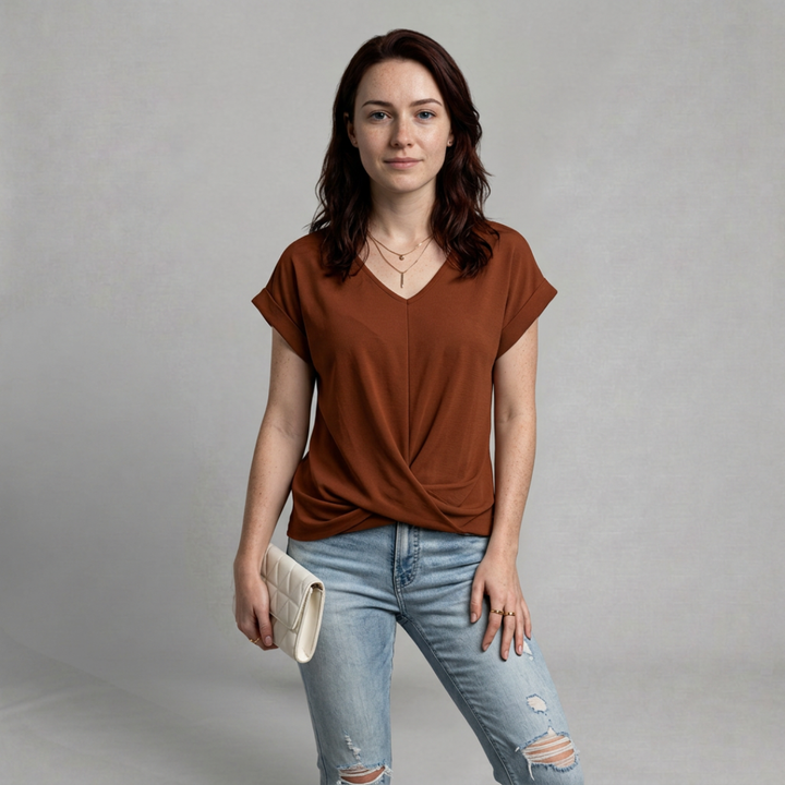 Ella – Relaxed twist-front top for effortless everyday style