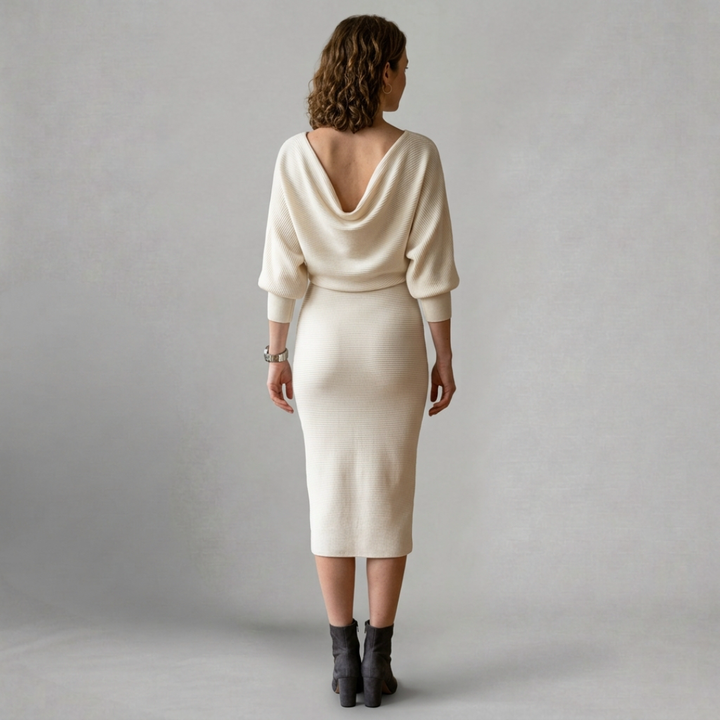Sophia – Elegant knitted midi dress with relaxed batwing sleeves